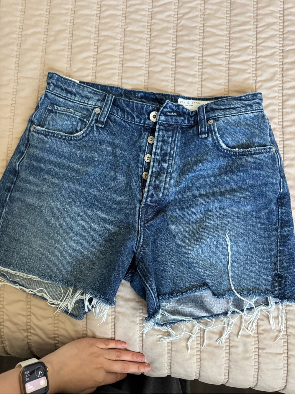 Rag & Bone Women's Blue and Navy Shorts size 28 - Picture 1 of 4